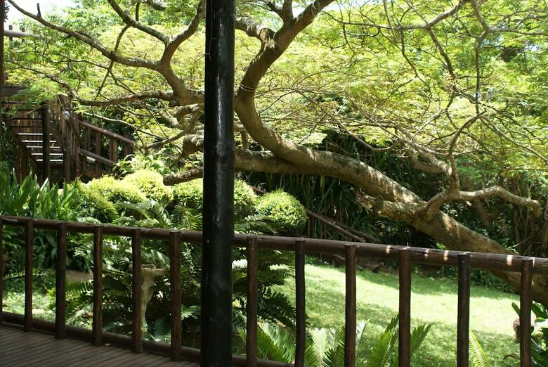 Hotel Ndiza Lodge & Cabanas