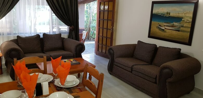 Hotel Ndiza Lodge & Cabanas