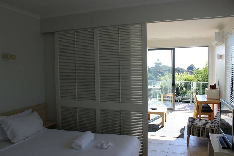 Hotel Waiheke Island Resort