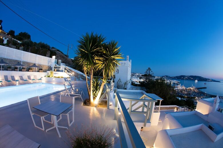 Omiros The Feelgood Hotel