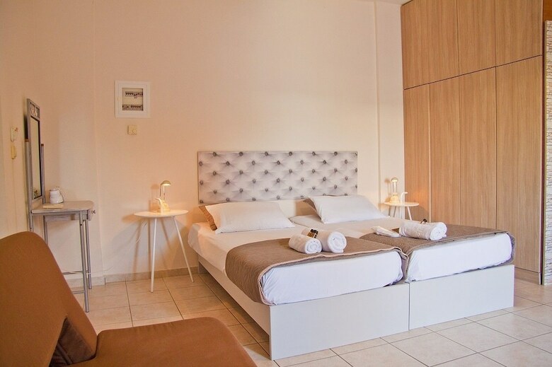Marianna Apartments