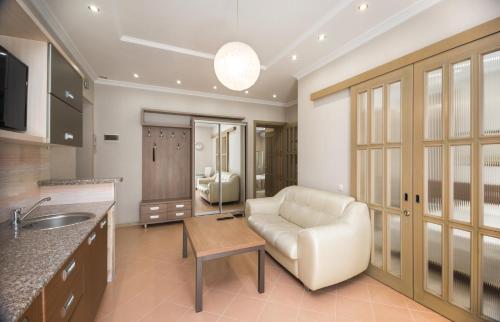 Hotel Apartments Adresa