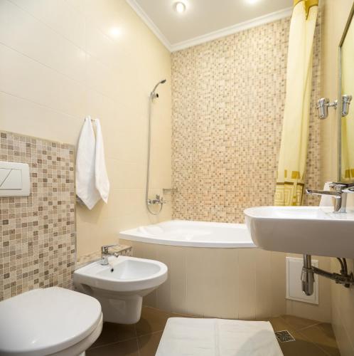 Hotel Apartments Adresa