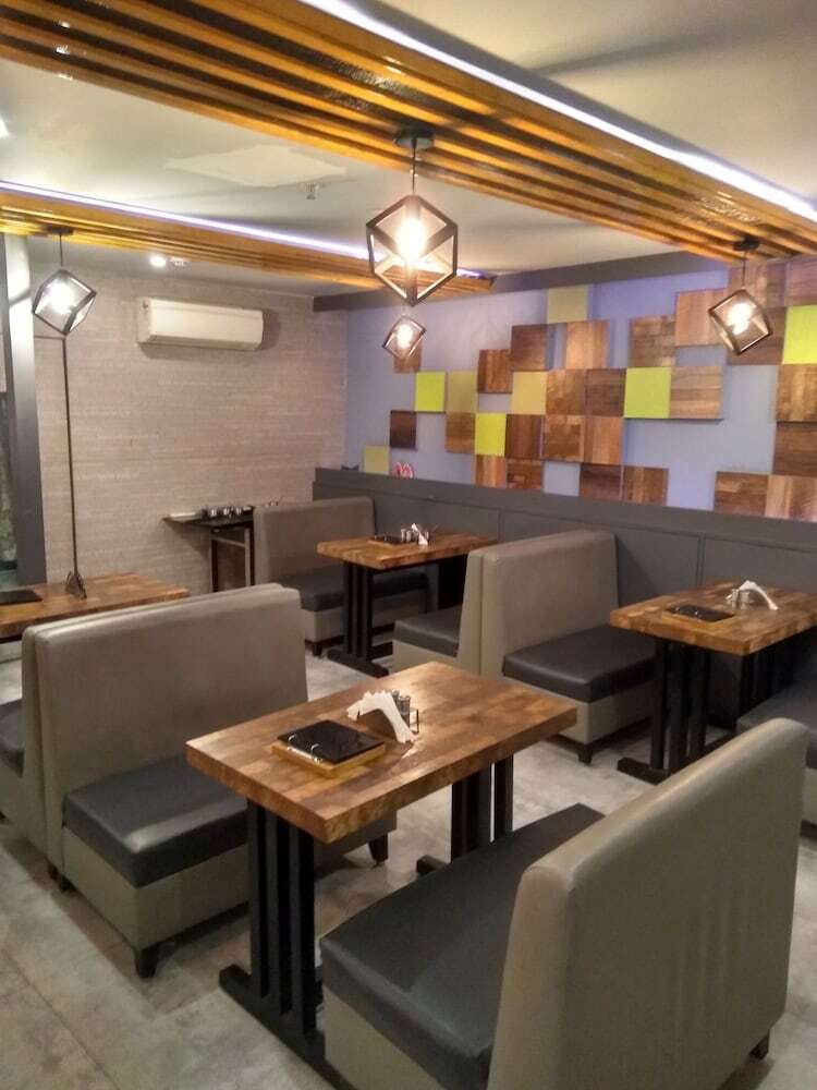 Hotel Shila International