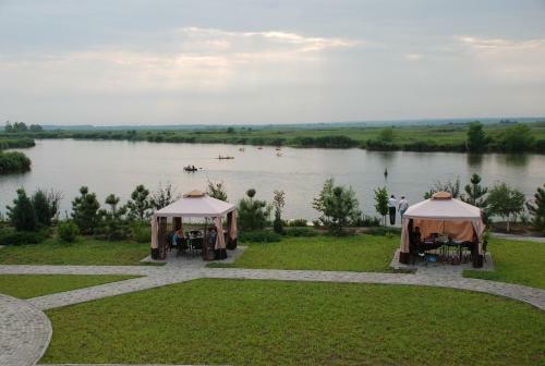 Hotel Ostrov River Club