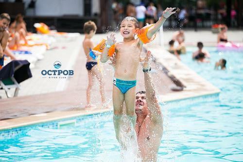 Hotel Ostrov River Club
