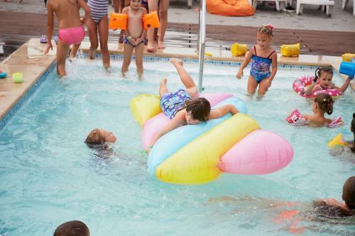 Hotel Ostrov River Club