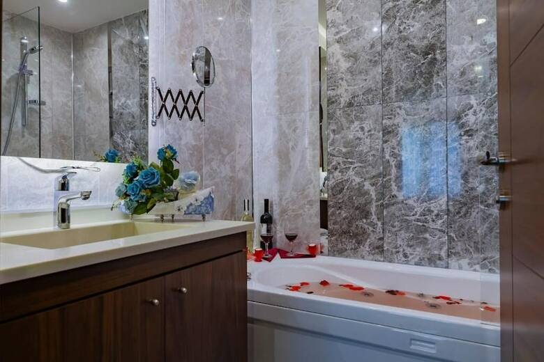 Lord Morgan Exclusive Design & Cihangir