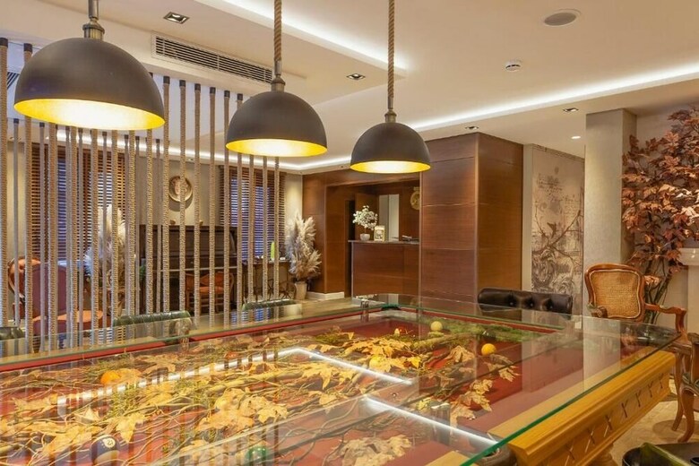 Lord Morgan Exclusive Design & Cihangir
