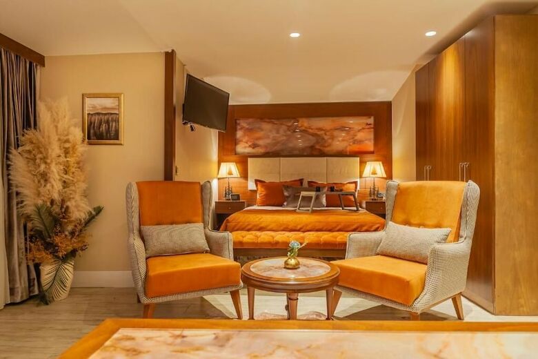 Lord Morgan Exclusive Design & Cihangir
