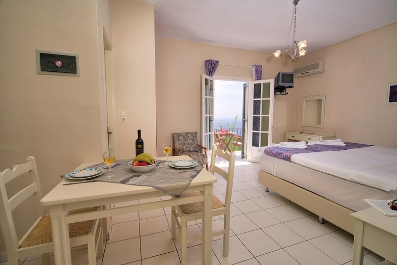 Hotel Studios Vrionis Panoramic Sunset