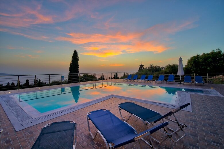 Hotel Studios Vrionis Panoramic Sunset