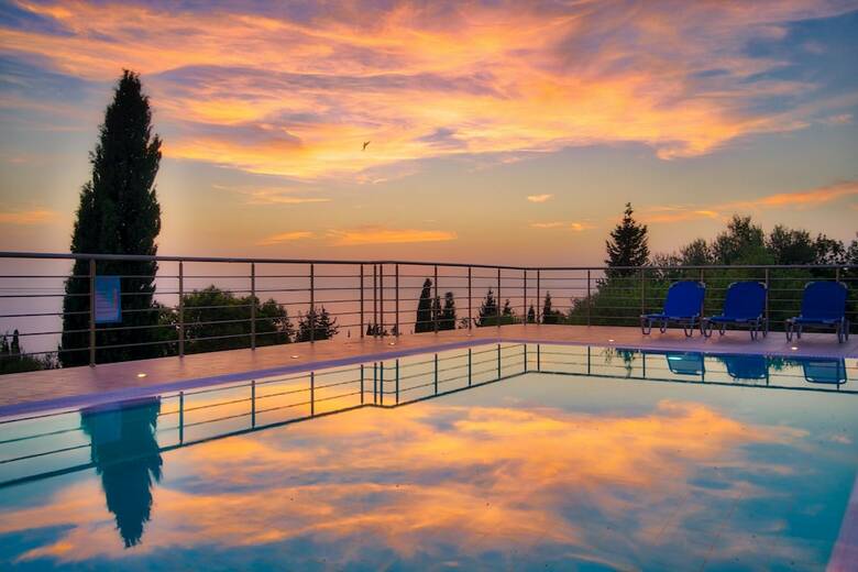 Hotel Studios Vrionis Panoramic Sunset