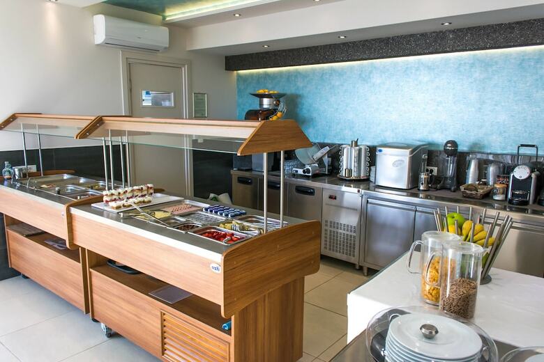 Aparthotel Kymothoe Elite
