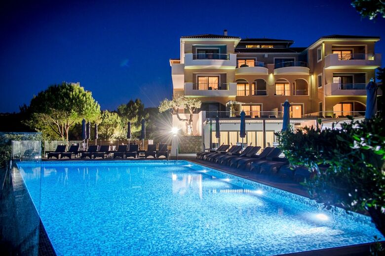 Aparthotel Kymothoe Elite