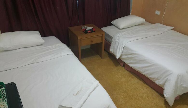 Al-houriat Hotel