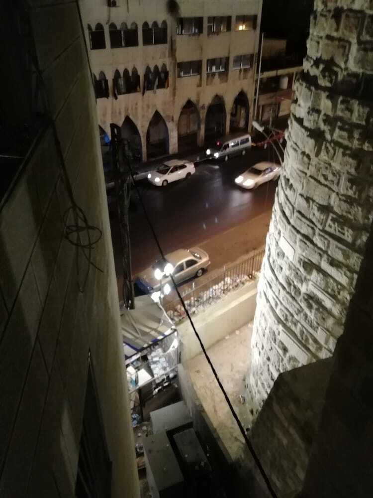 Al-houriat Hotel