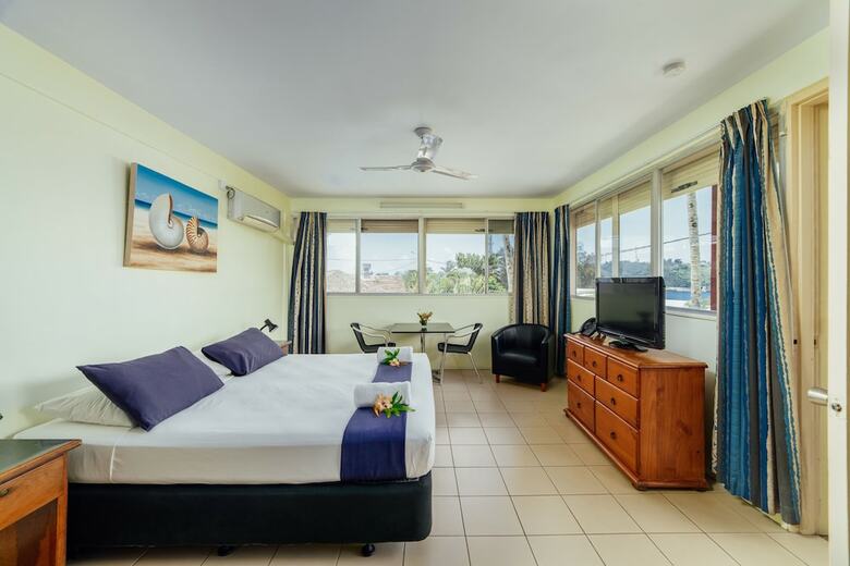 Kaiviti Motel