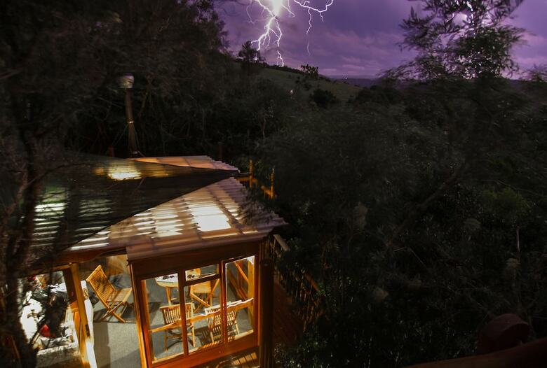 Cabana Teniqua Treetops