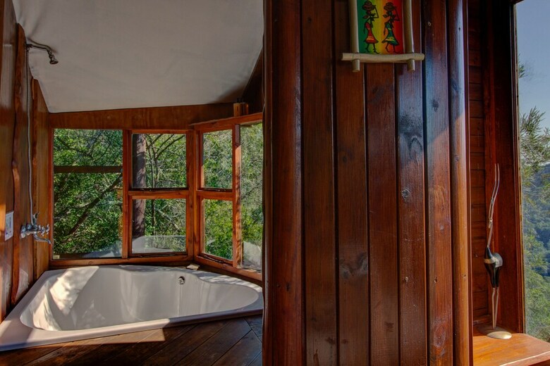 Cabana Teniqua Treetops