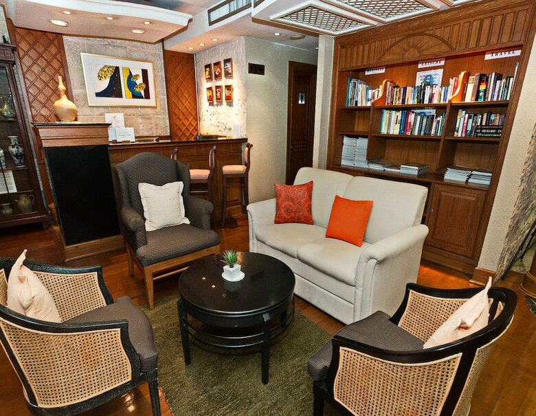 Silom Serene Hotel