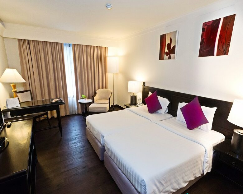 Silom Serene Hotel