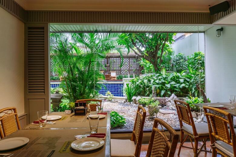 Silom Serene Hotel