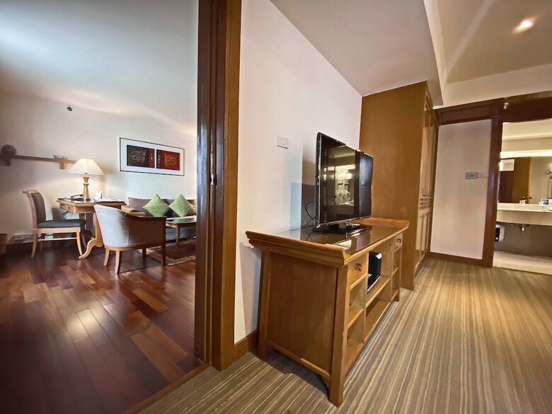 Silom Serene Hotel
