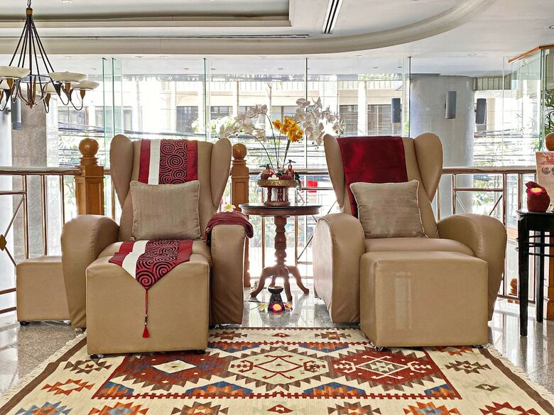 Silom Serene Hotel