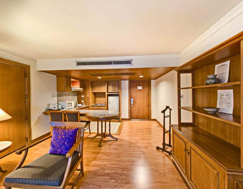 Silom Serene Hotel