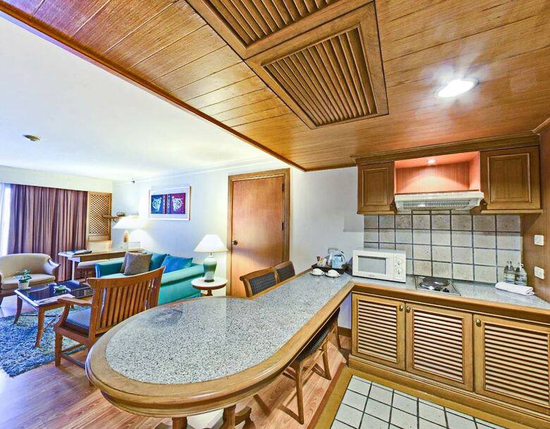 Silom Serene Hotel