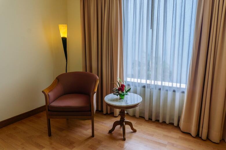 Silom Serene Hotel