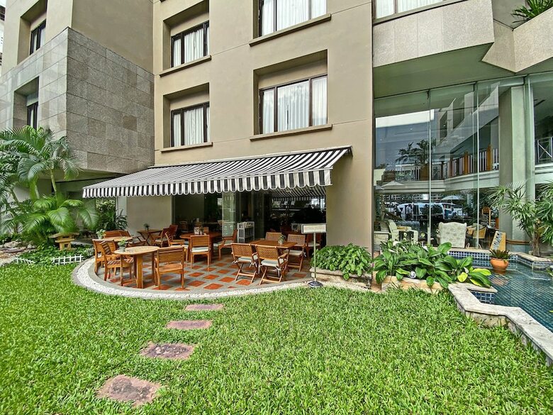 Silom Serene Hotel