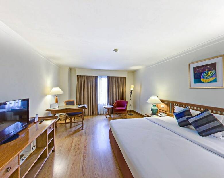Silom Serene Hotel