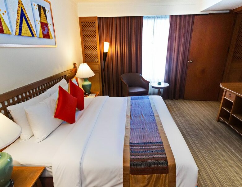 Silom Serene Hotel