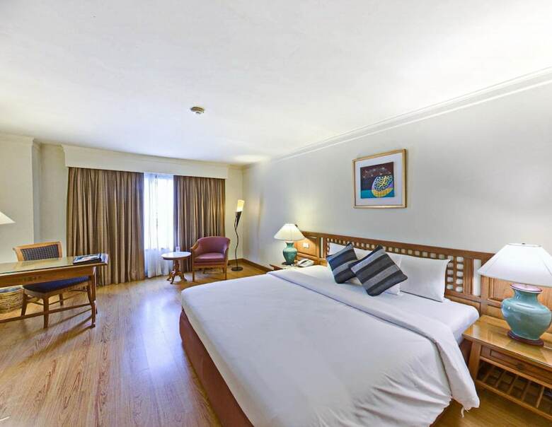 Silom Serene Hotel
