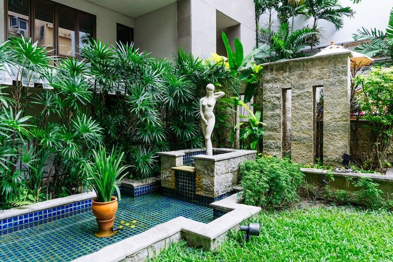 Silom Serene Hotel