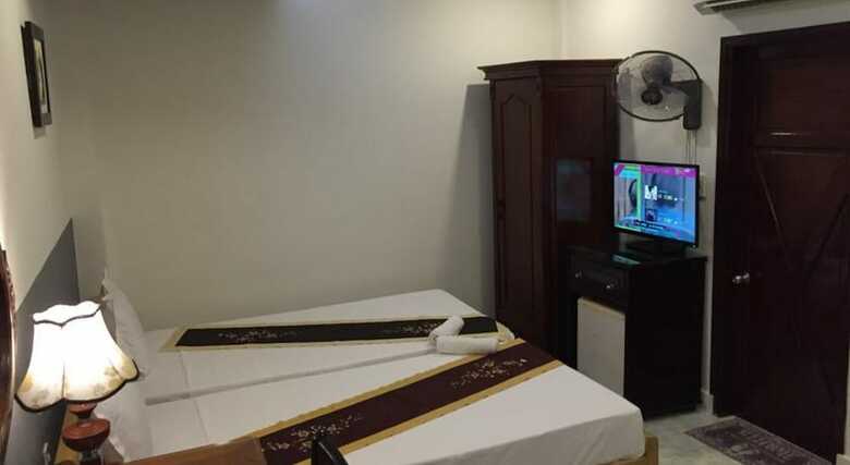 Sunny B Hotel