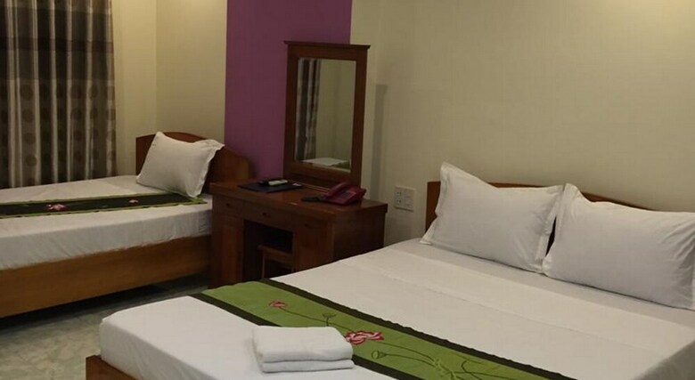 Sunny B Hotel