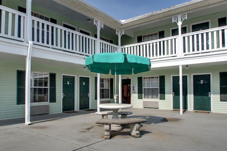 Hotel Key West Inn - Clanton