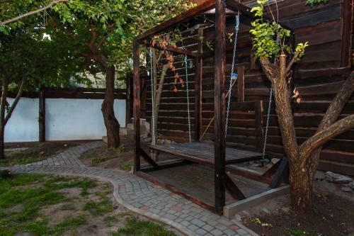 Hotel Dniprovskiy Dvir