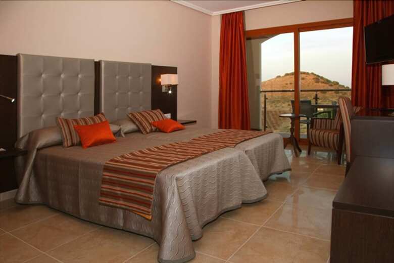 Hotel Y Apartamentos Quinto Cecilio