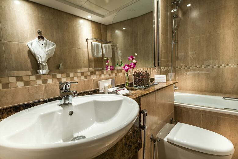 Aparthotel First Central Hotel Suites