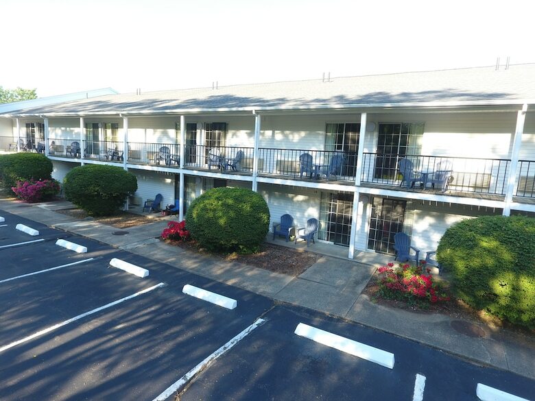 Hotel Tidewater Inn