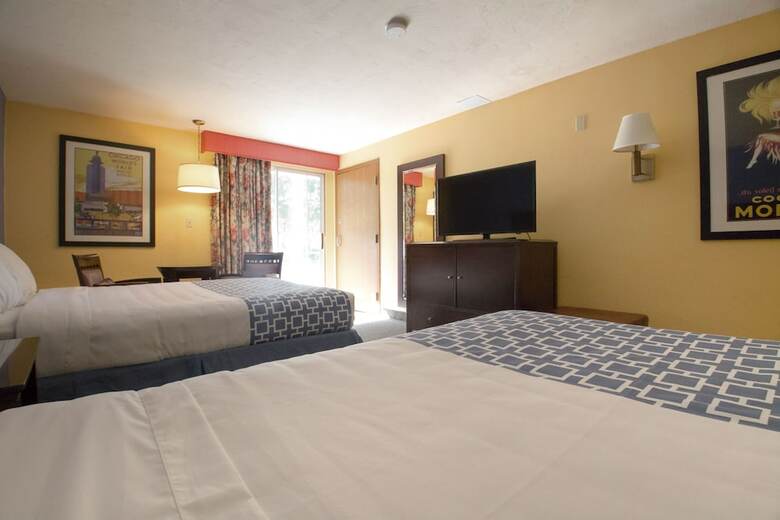 Hotel Tidewater Inn