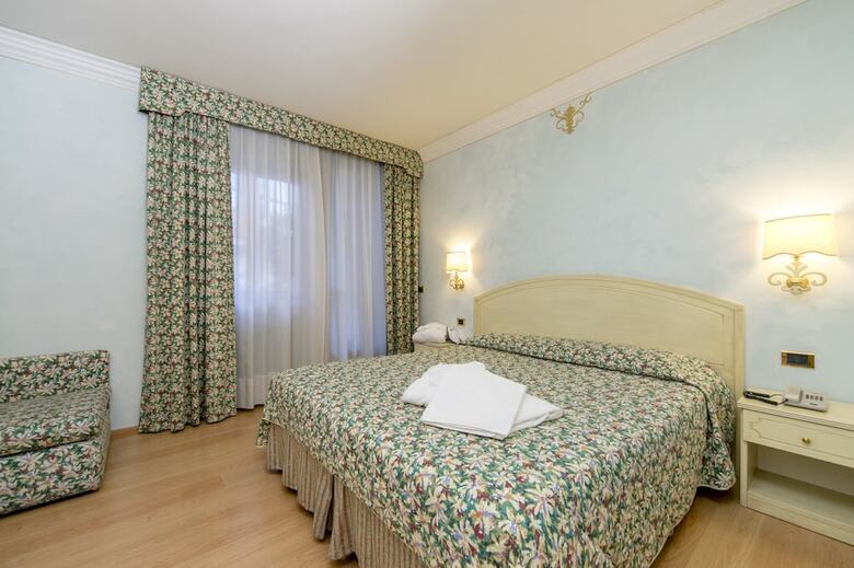 Hotel Comano Cattoni Holiday