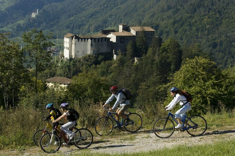 Hotel Comano Cattoni Holiday