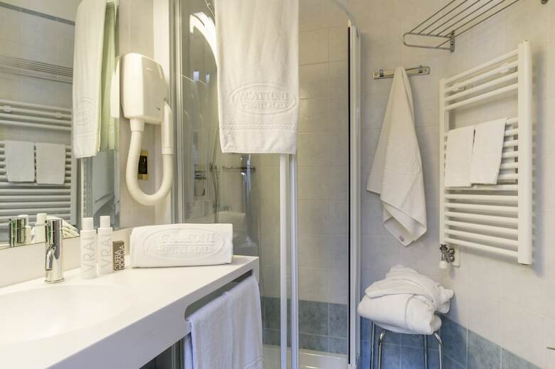 Hotel Comano Cattoni Holiday