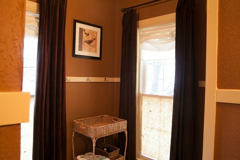 Bed & Breakfast Kara's Kottages @ W. Main St