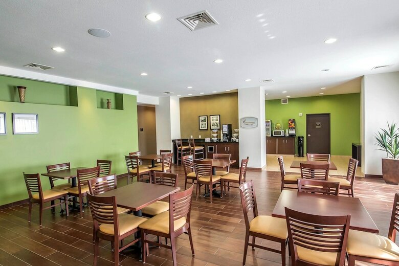 Hotel Sleep Inn And Suites Haysville